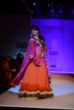 Gauhar Khan walks the ramp for Joy Mitra Show at Wills Lifestyle India Fashion Week 2013 Day 3 in Mumbai on 15th March 2013 (51).JPG